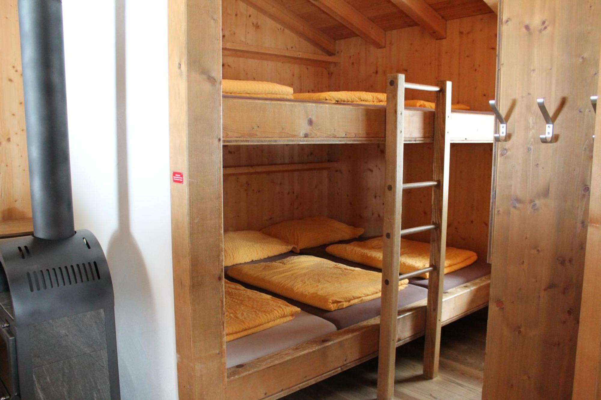 Huettenhotel Husky Lodge Muotathal Eksteriør bilde