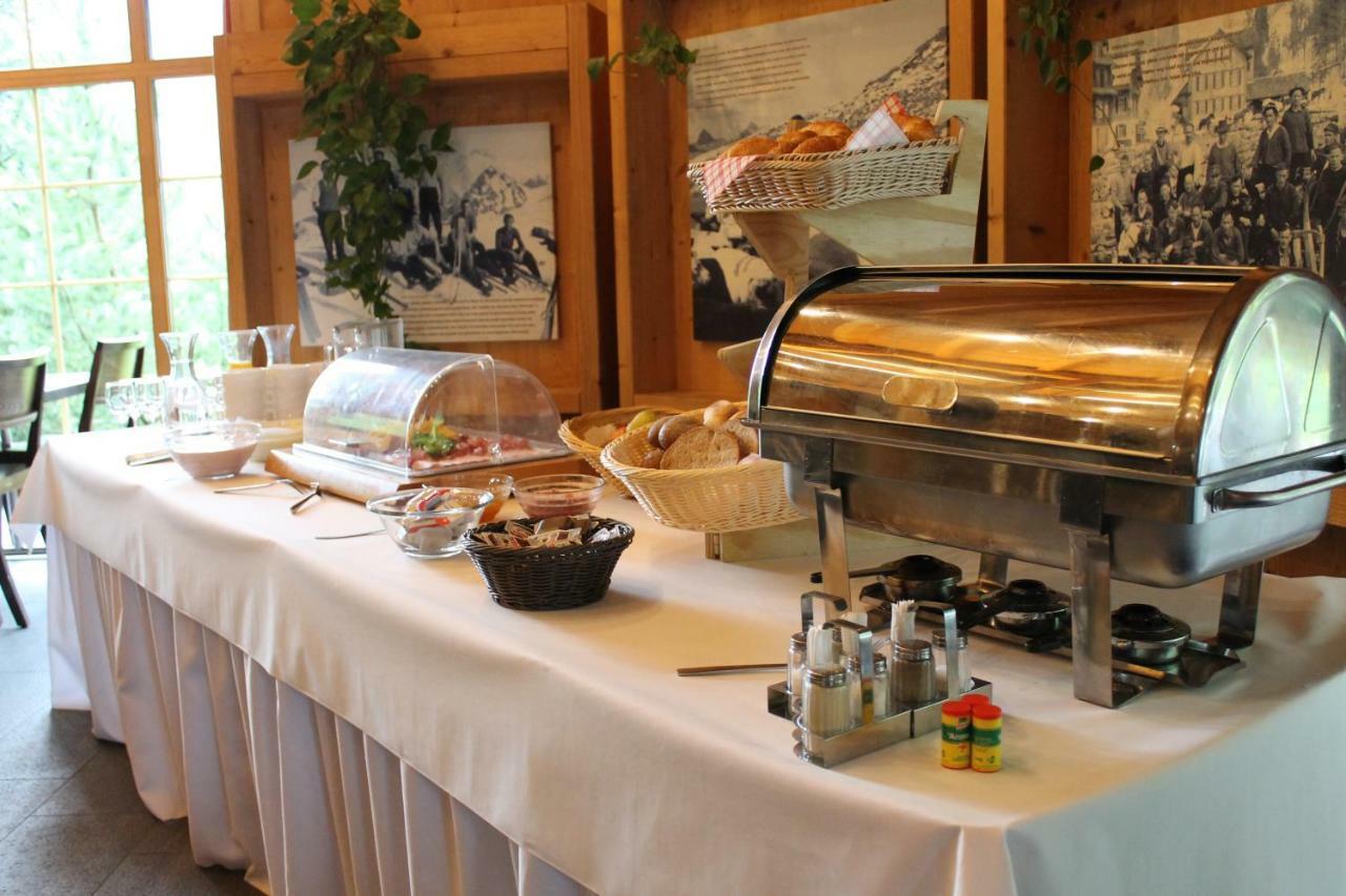Huettenhotel Husky Lodge Muotathal Eksteriør bilde